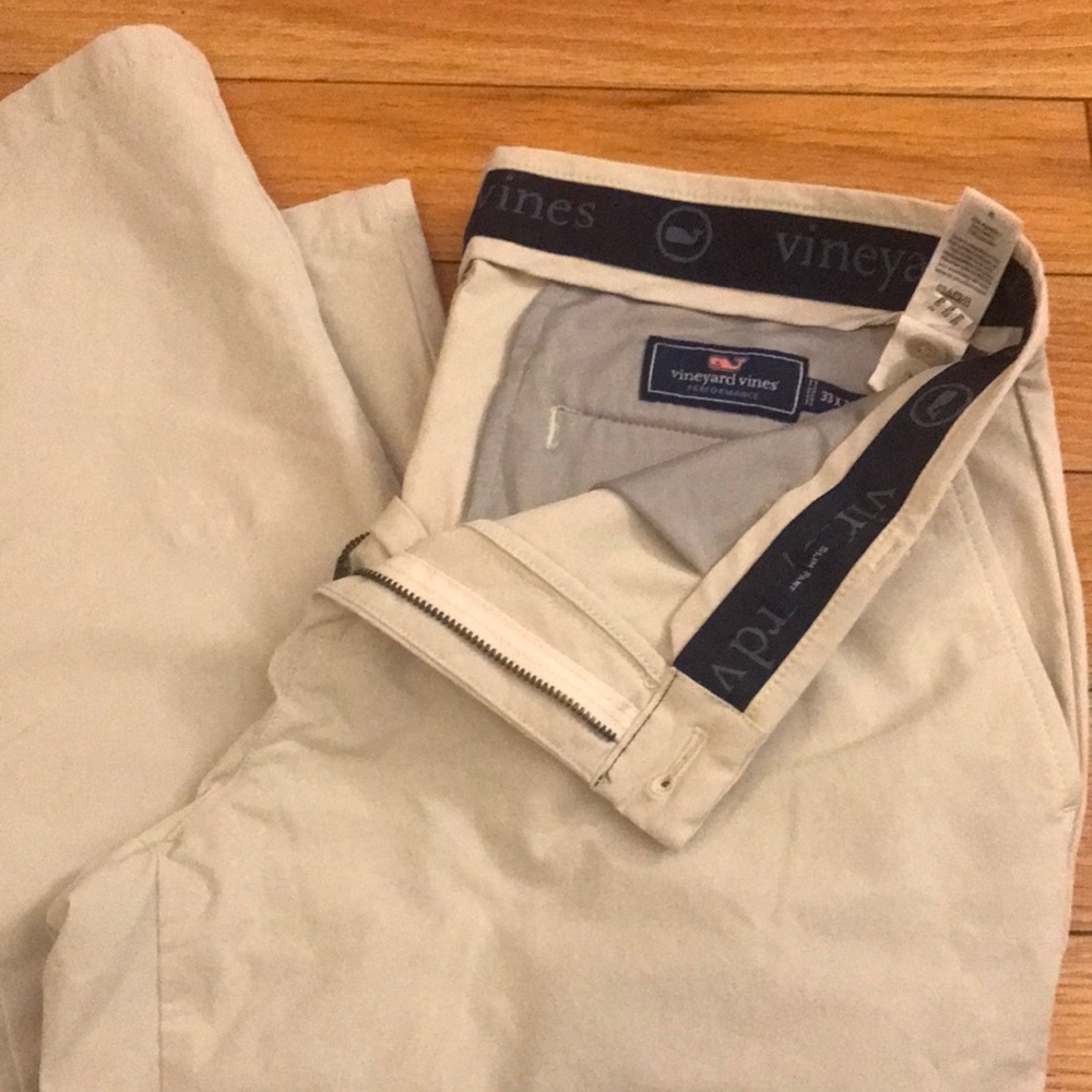 Vineyard Vines Performance pants 33x32